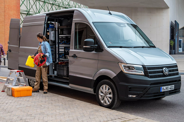VW Crafter Kastenwagen silber 2026